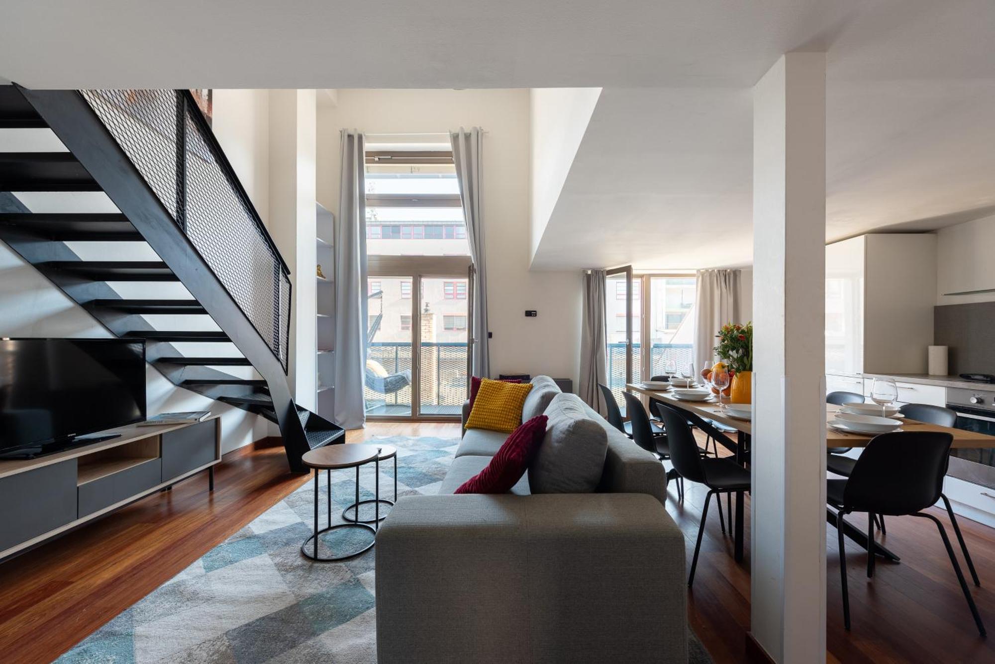 Spacious Apartments Near Karlin Square Прага Екстер'єр фото